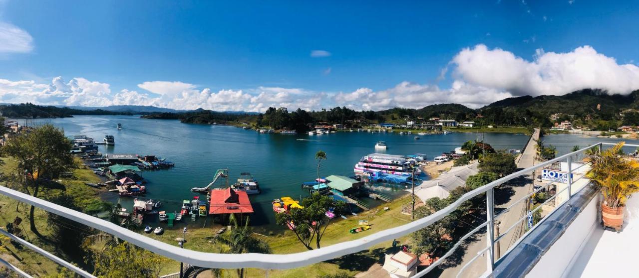 Aptos Vista Al Embalse, Frente Al Lago, Restaurantes, Bares Guatapé Extérieur photo